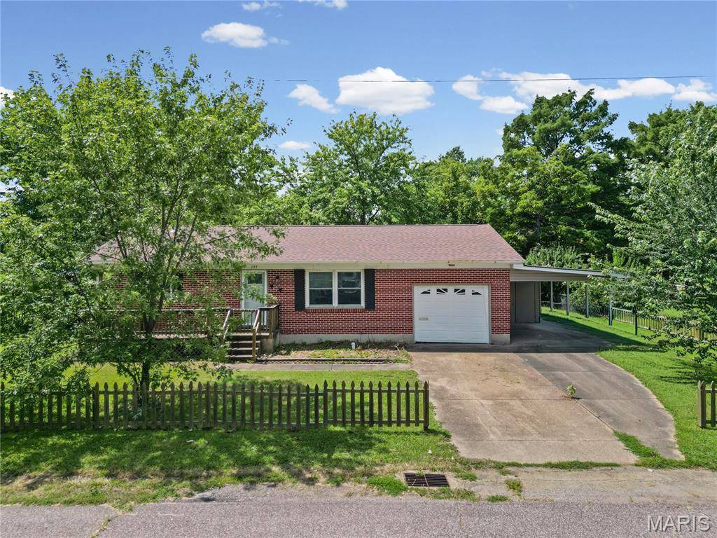 237 Jackson ST, Sullivan, MO 63080