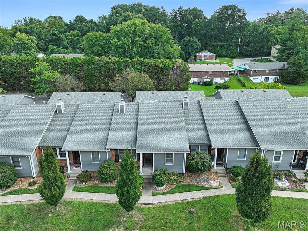 300 Pine Lake RD #14, Collinsville, IL 62234