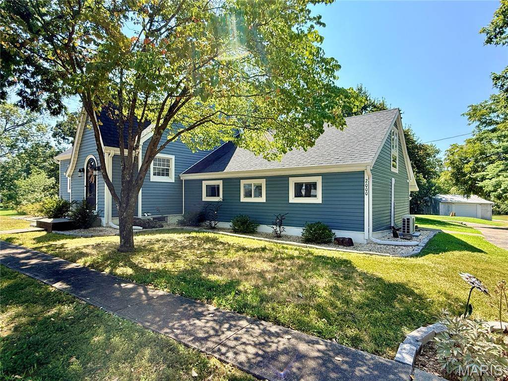 2000 Old Saint Marys RD, Perryville, MO 63775