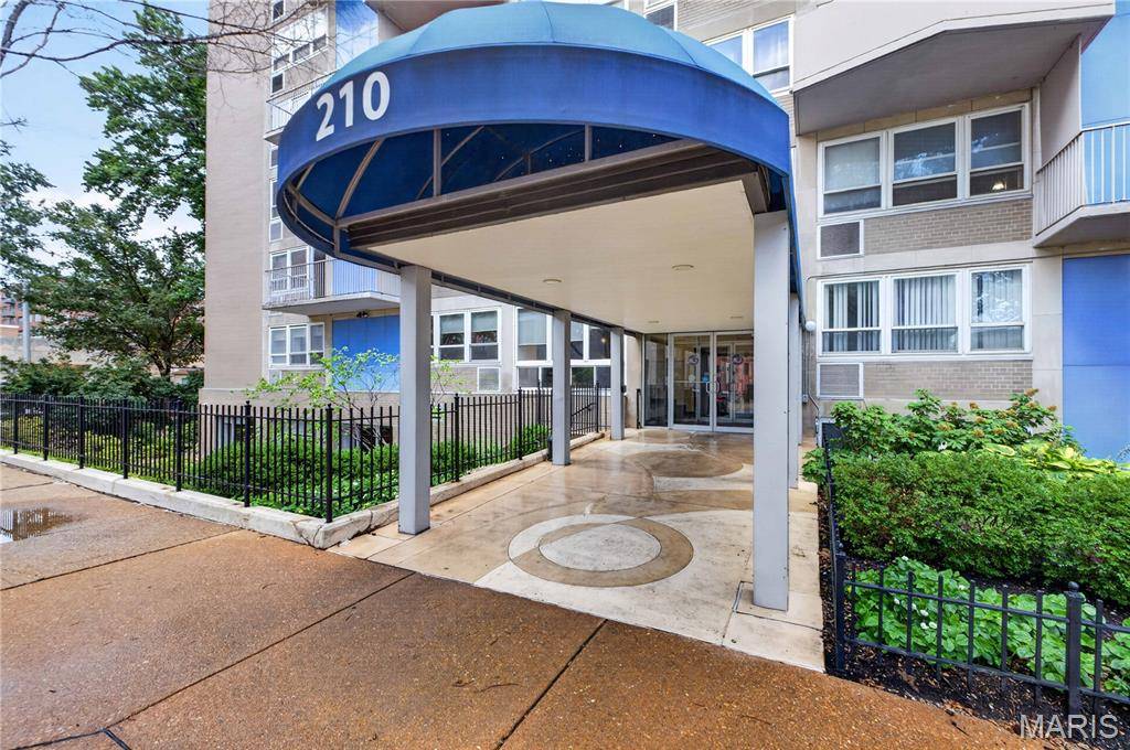 210 N 17th ST #805, St Louis, MO 63103
