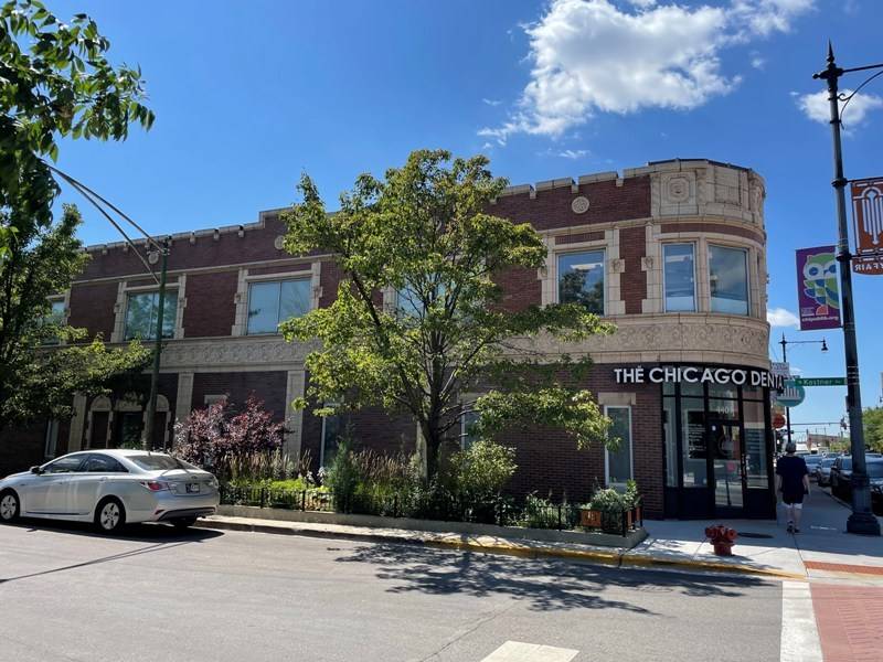 4409 W Lawrence AVE, Chicago, IL 60630
