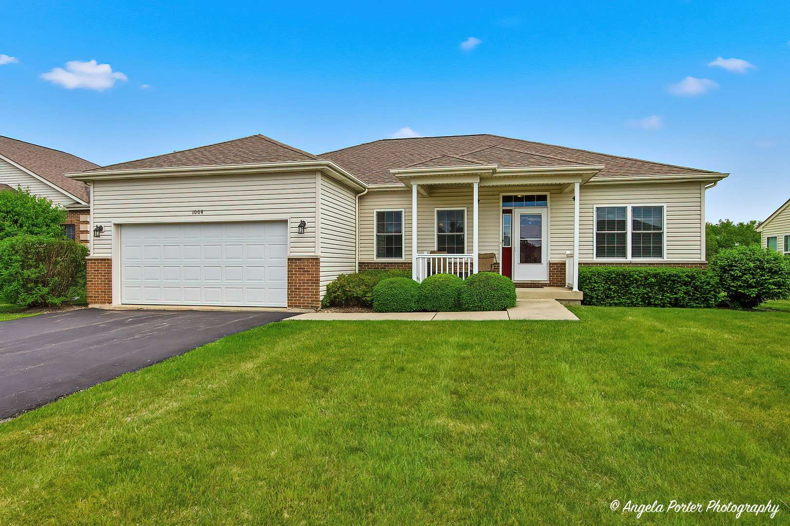 1004 Monroe AVE, Mchenry, IL 60050