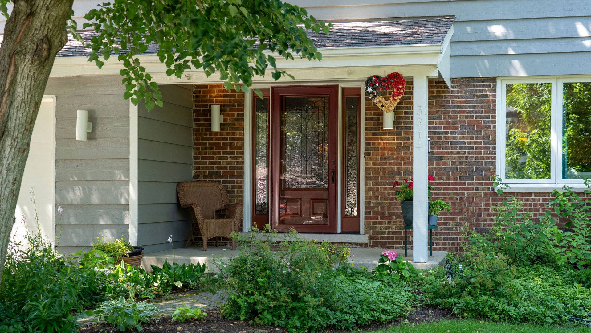 3614 Radcliffe DR, Northbrook, IL 60062