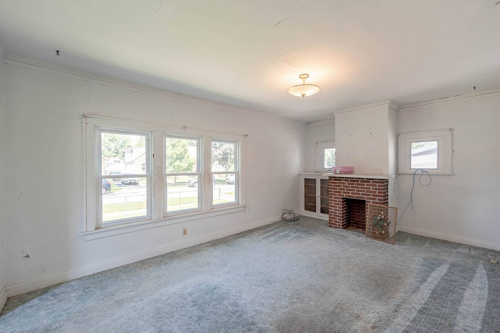 14947 Hamlin AVE, Midlothian, IL 60445