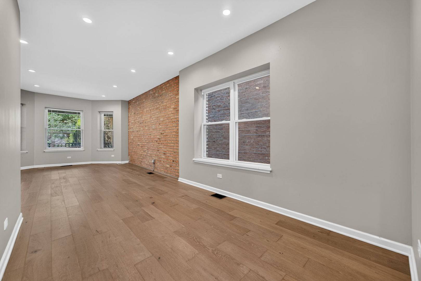 1507 W Hollywood AVE, Chicago, IL 60660