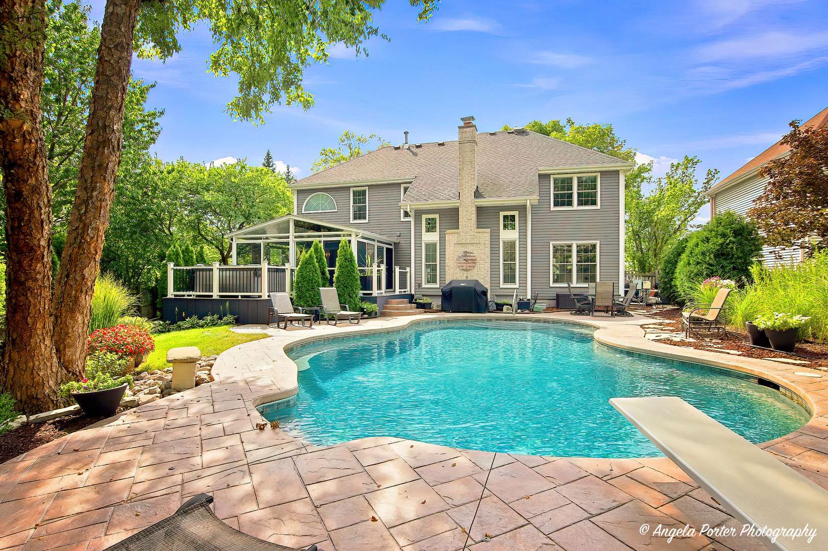 127 Michelle PL, Schaumburg, IL 60173