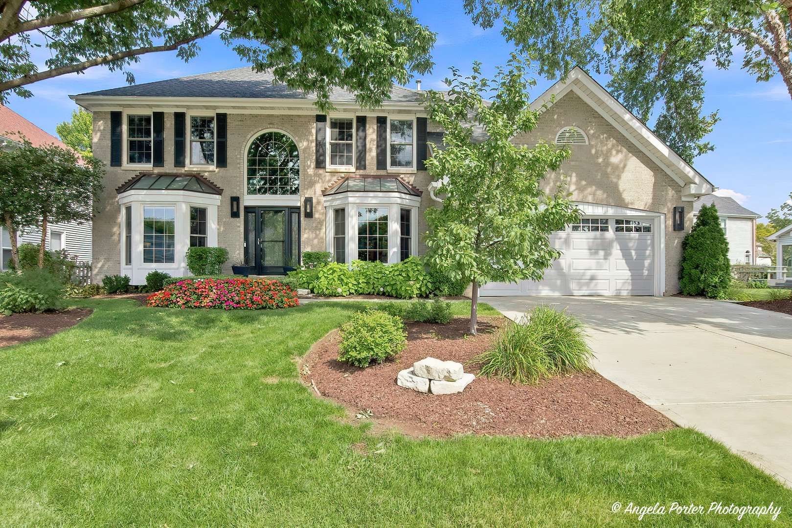 127 Michelle PL, Schaumburg, IL 60173