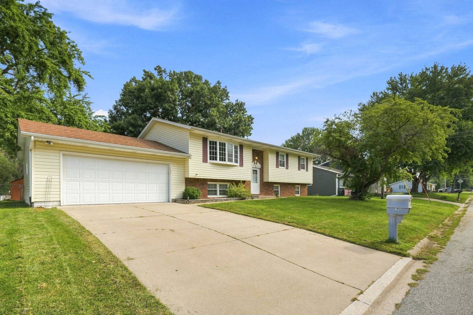 105 Spruce DR, Colona, IL 61241