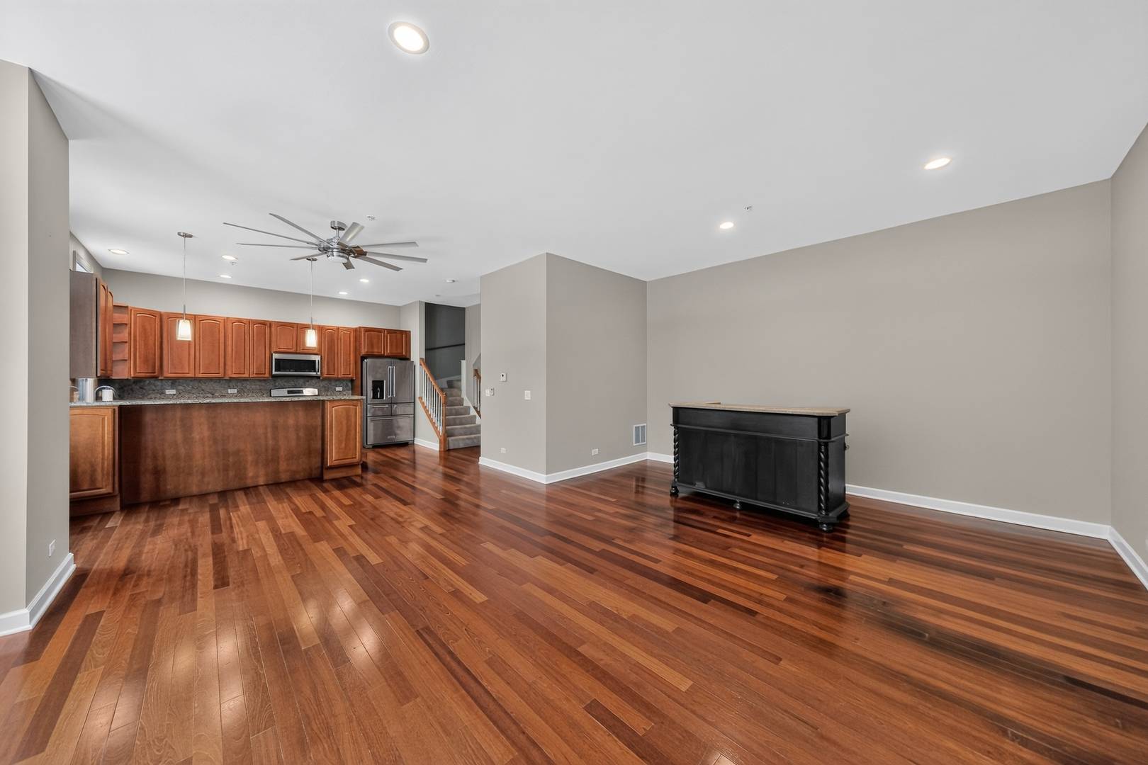 157 Festival CT, Elgin, IL 60120
