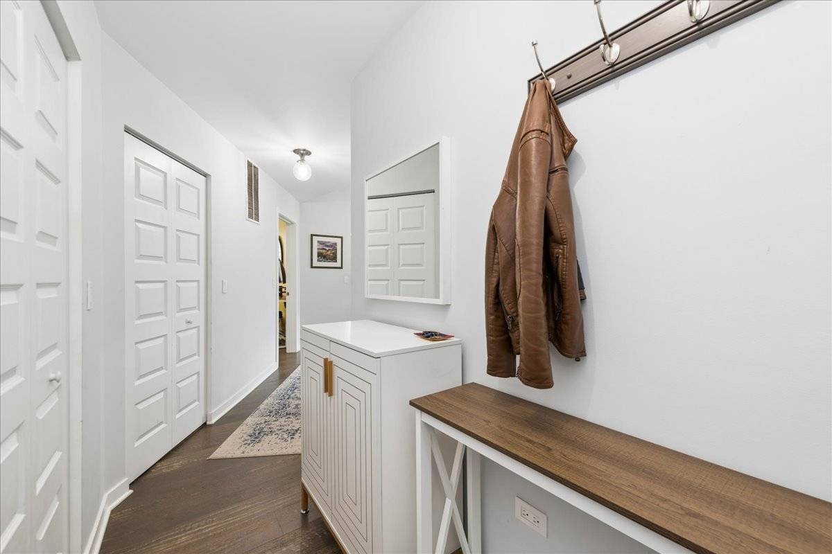 1155 W Madison ST #312, Chicago, IL 60607