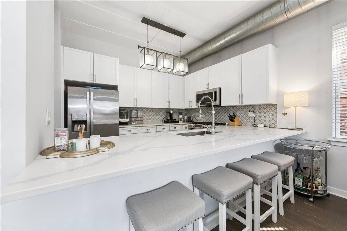 1155 W Madison ST #312, Chicago, IL 60607