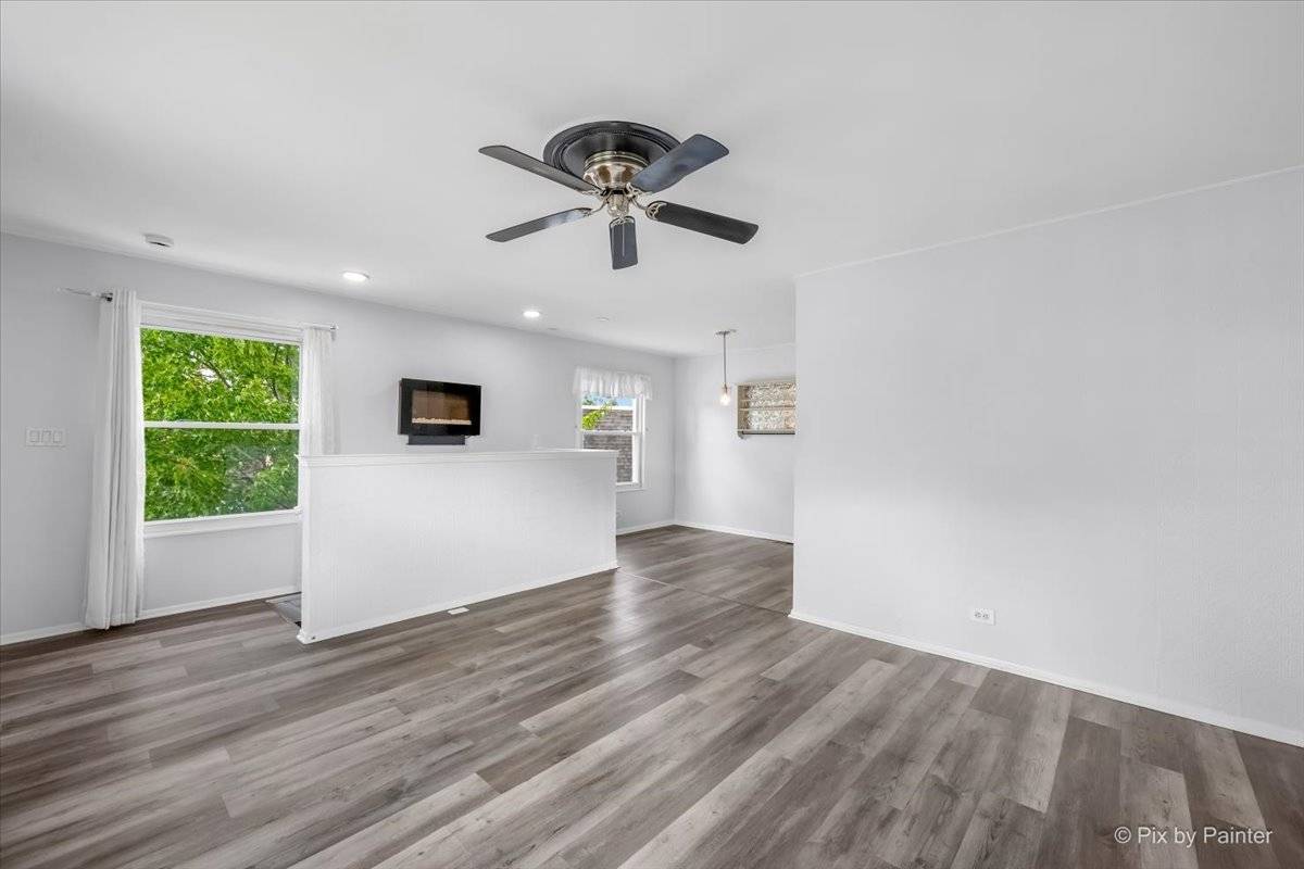 764 Gloucester DR #764, Elk Grove Village, IL 60007