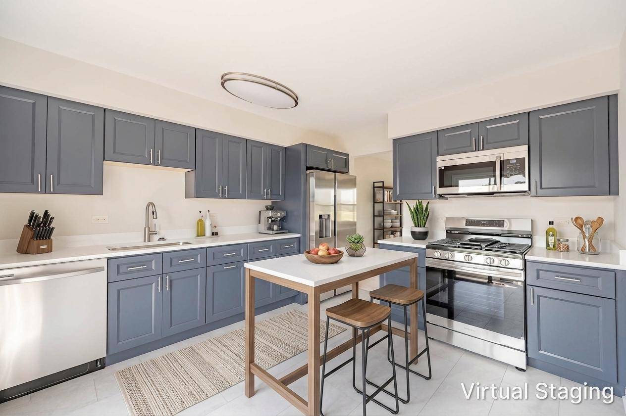 1795 Kent RD, Hoffman Estates, IL 60169