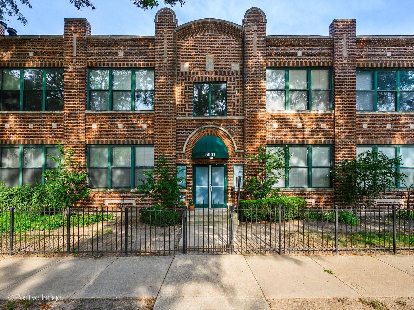 5001 N Wolcott AVE #204, Chicago, IL 60640