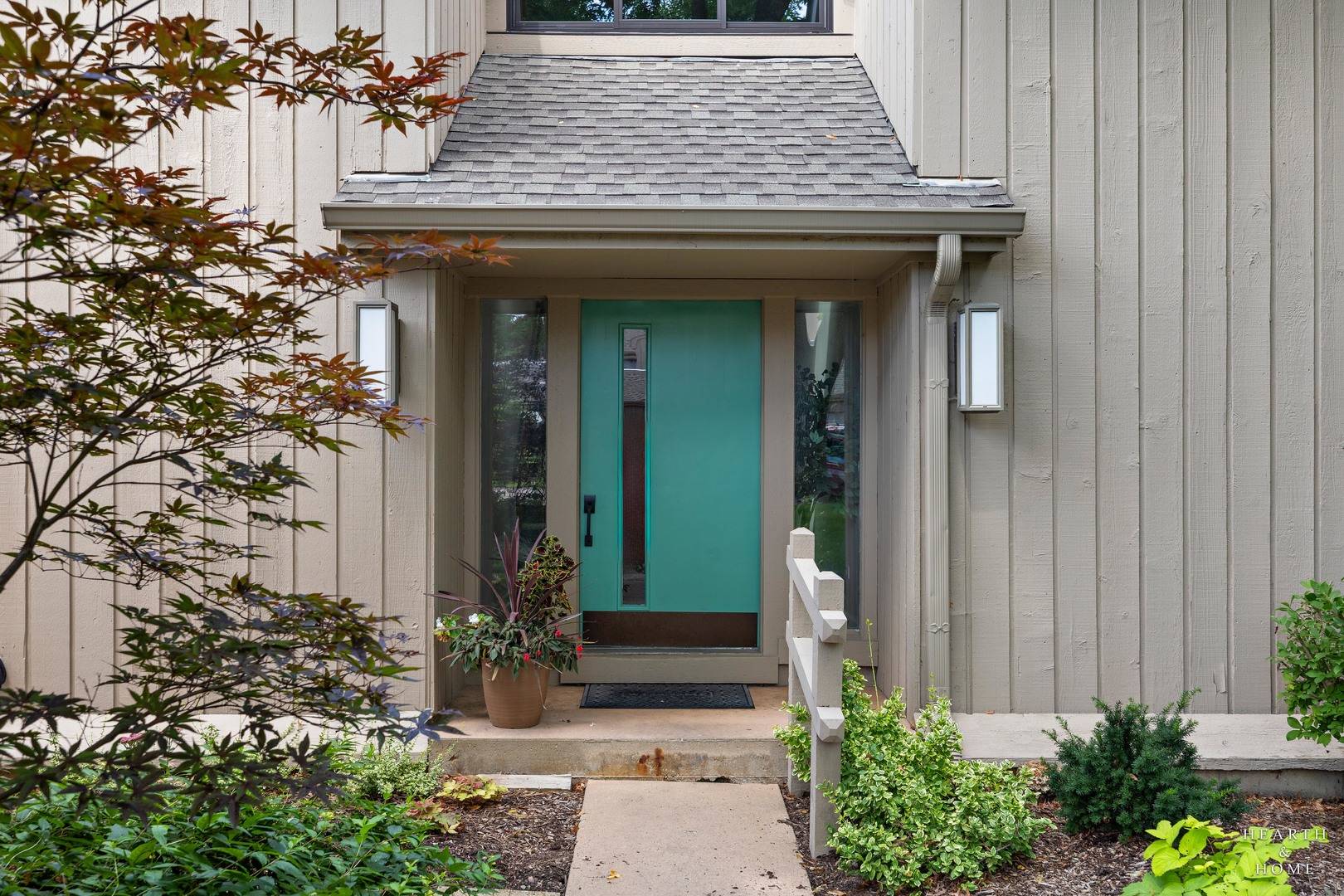 70 Cedar Ridge #C, Lake Barrington, IL 60010
