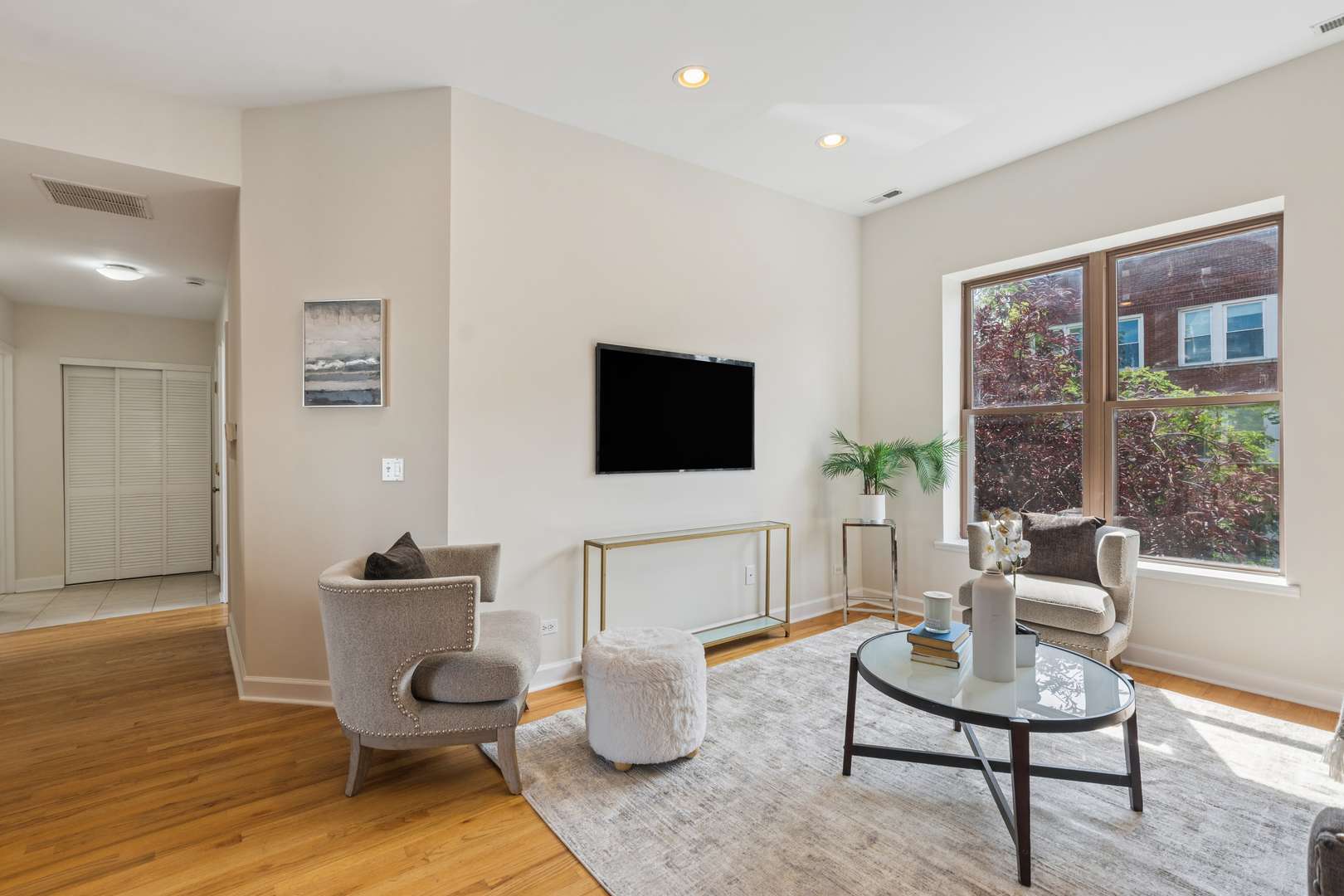 3222 W SUNNYSIDE AVE #2E, Chicago, IL 60625