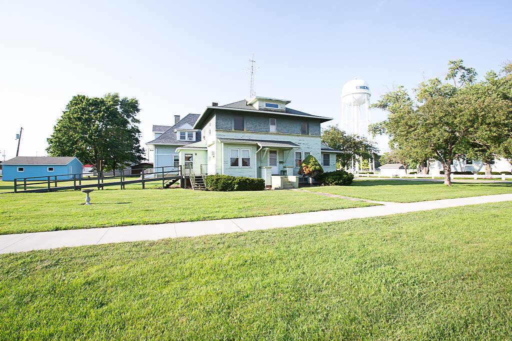 309 Lincoln ST, Chenoa, IL 61726