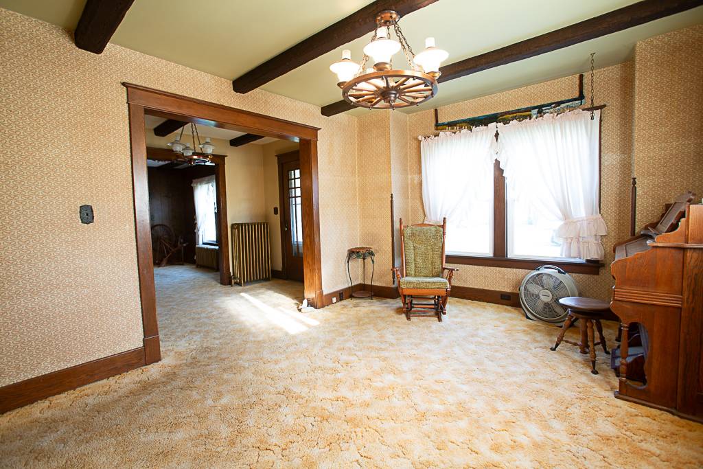 309 Lincoln ST, Chenoa, IL 61726