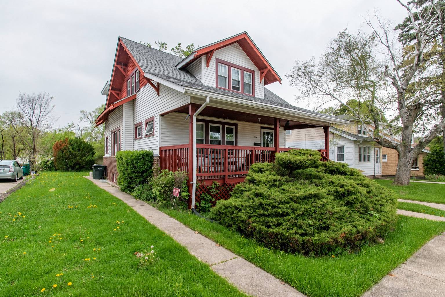 586 Sunderlin ST, Waukegan, IL 60085