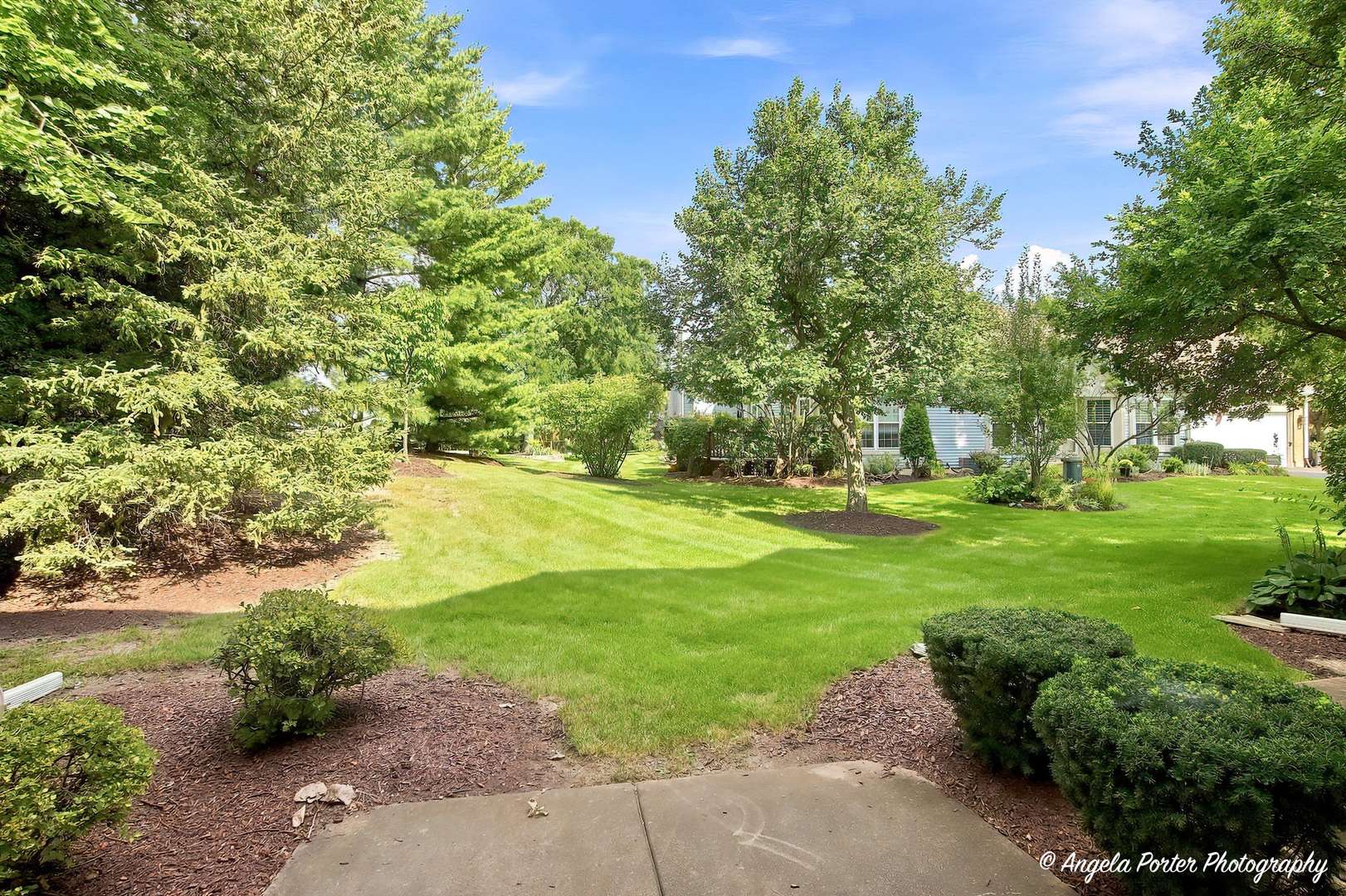 327 Cimarron RD #327, Lombard, IL 60148