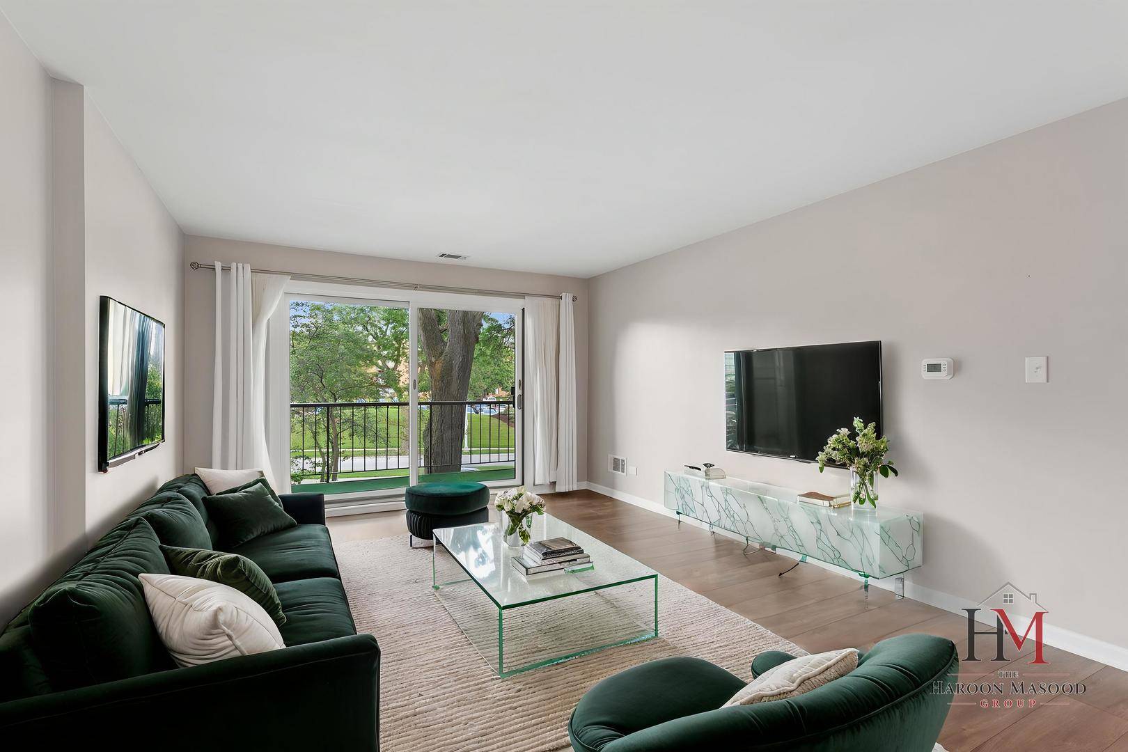 7510 Farmingdale DR #210, Darien, IL 60561