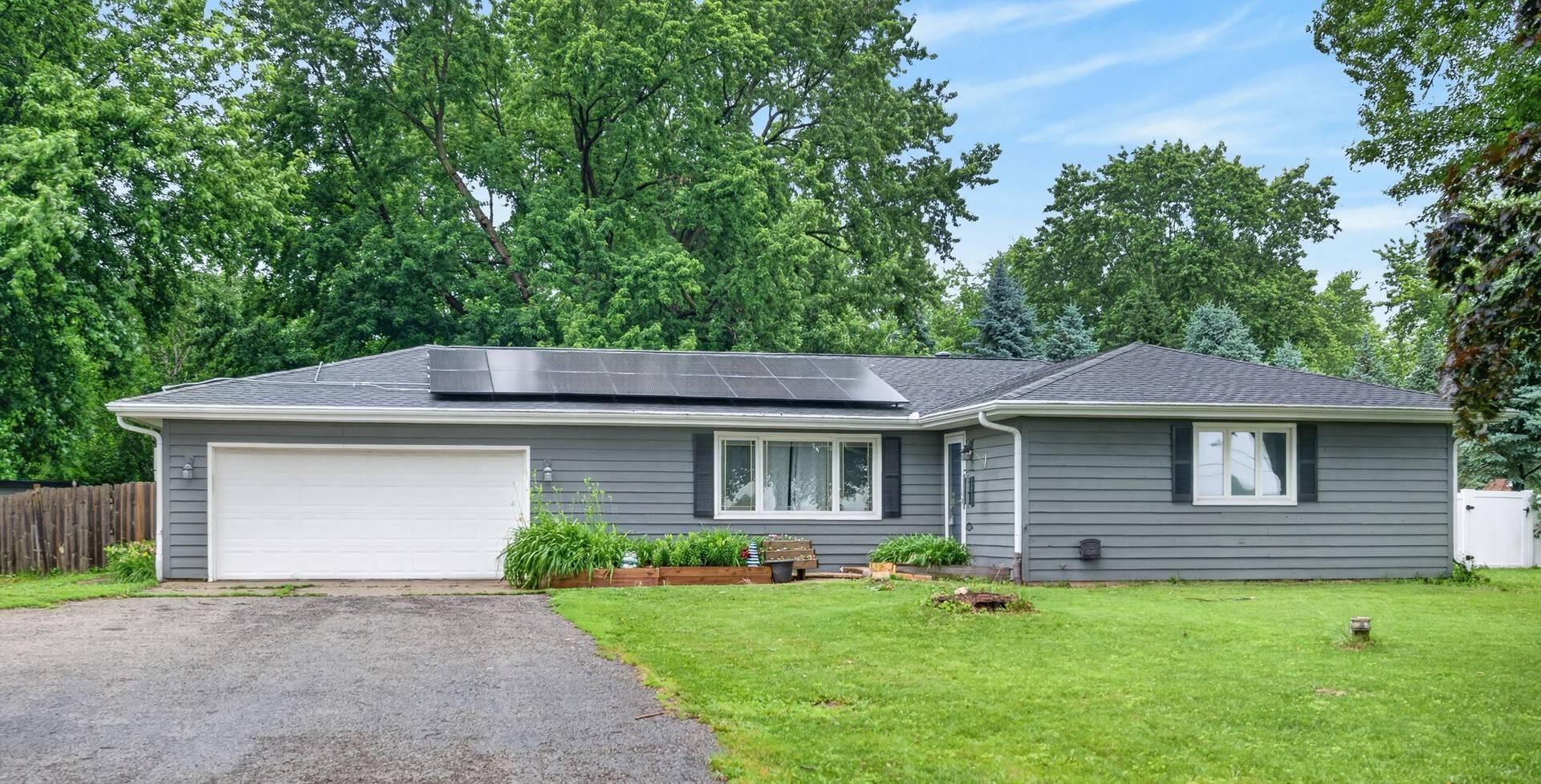 46W440 Granart RD, Big Rock, IL 60511