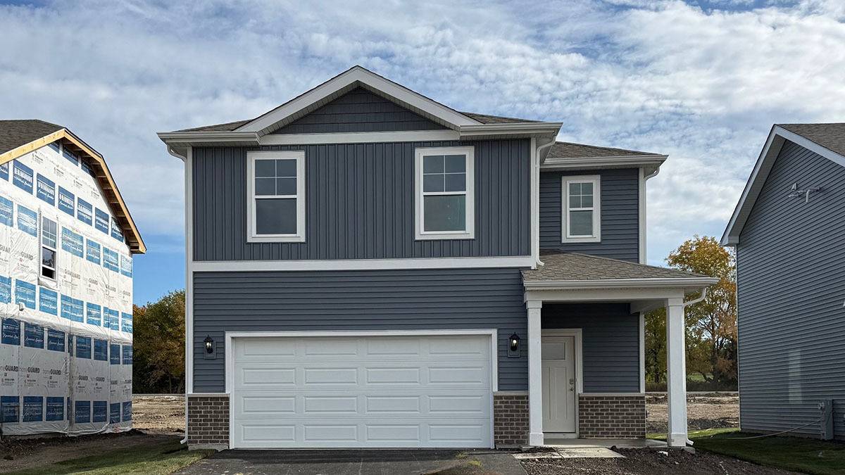 2412 Semillon ST, Oswego, IL 60543