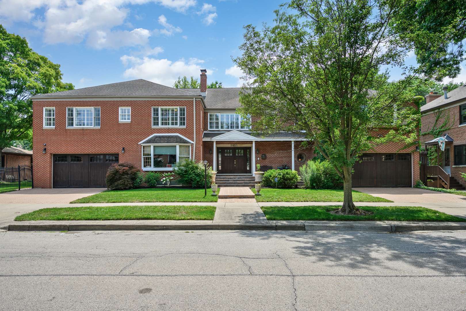 2851 W Rascher AVE, Chicago, IL 60625