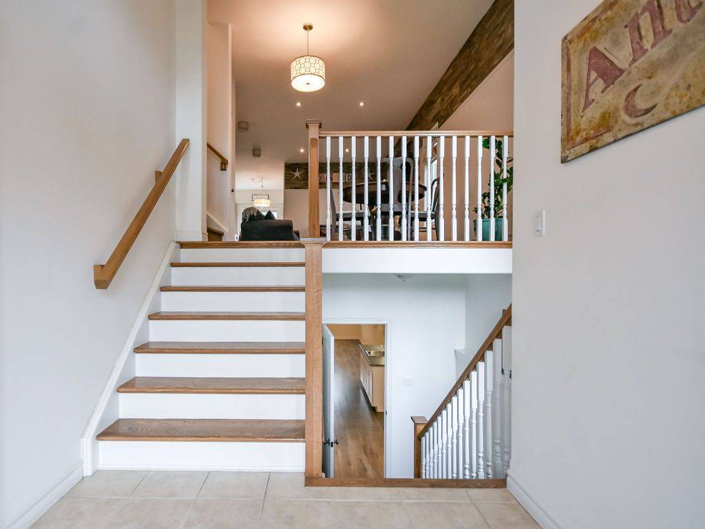 63 Quigley ST, Essa, ON L0M 1B6