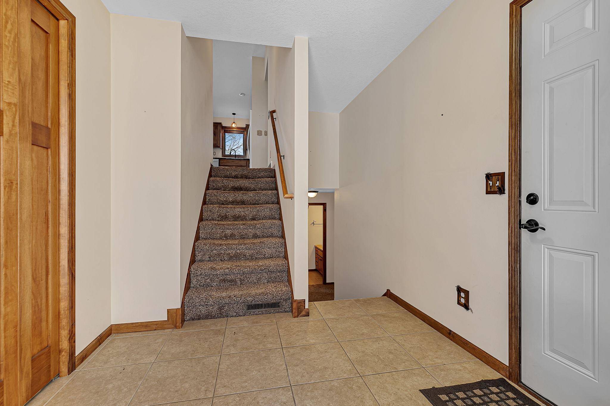 7101 Browns LN, Brainerd, MN 56401