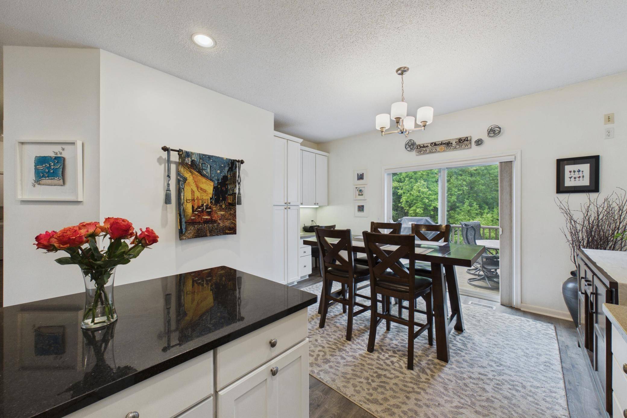 9728 Belmont LN, Eden Prairie, MN 55347
