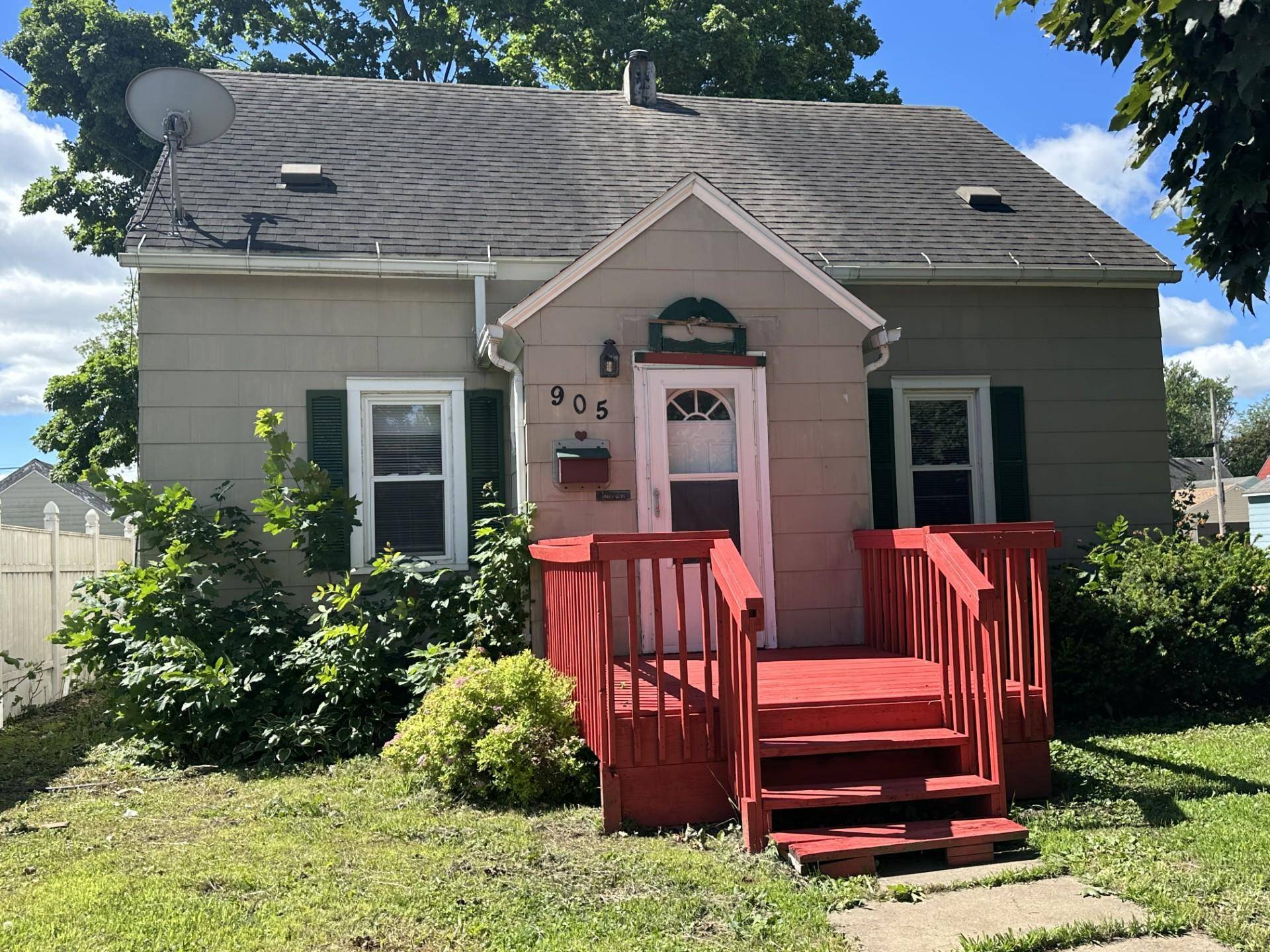 905 9th AVE SW, Austin, MN 55912