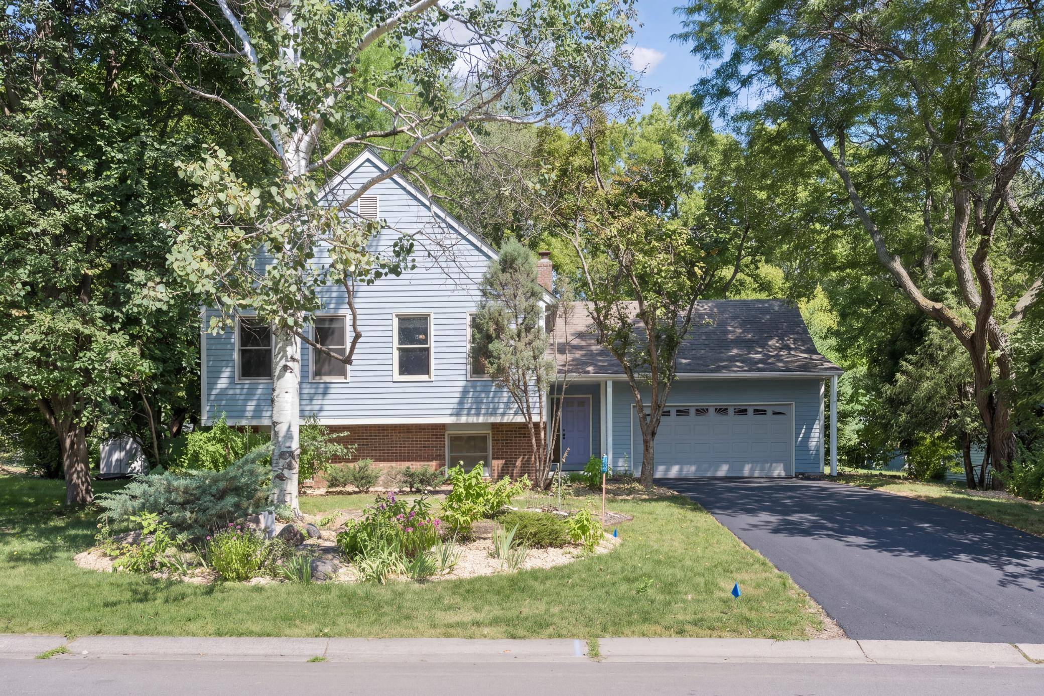 11110 39th AVE N, Plymouth, MN 55441