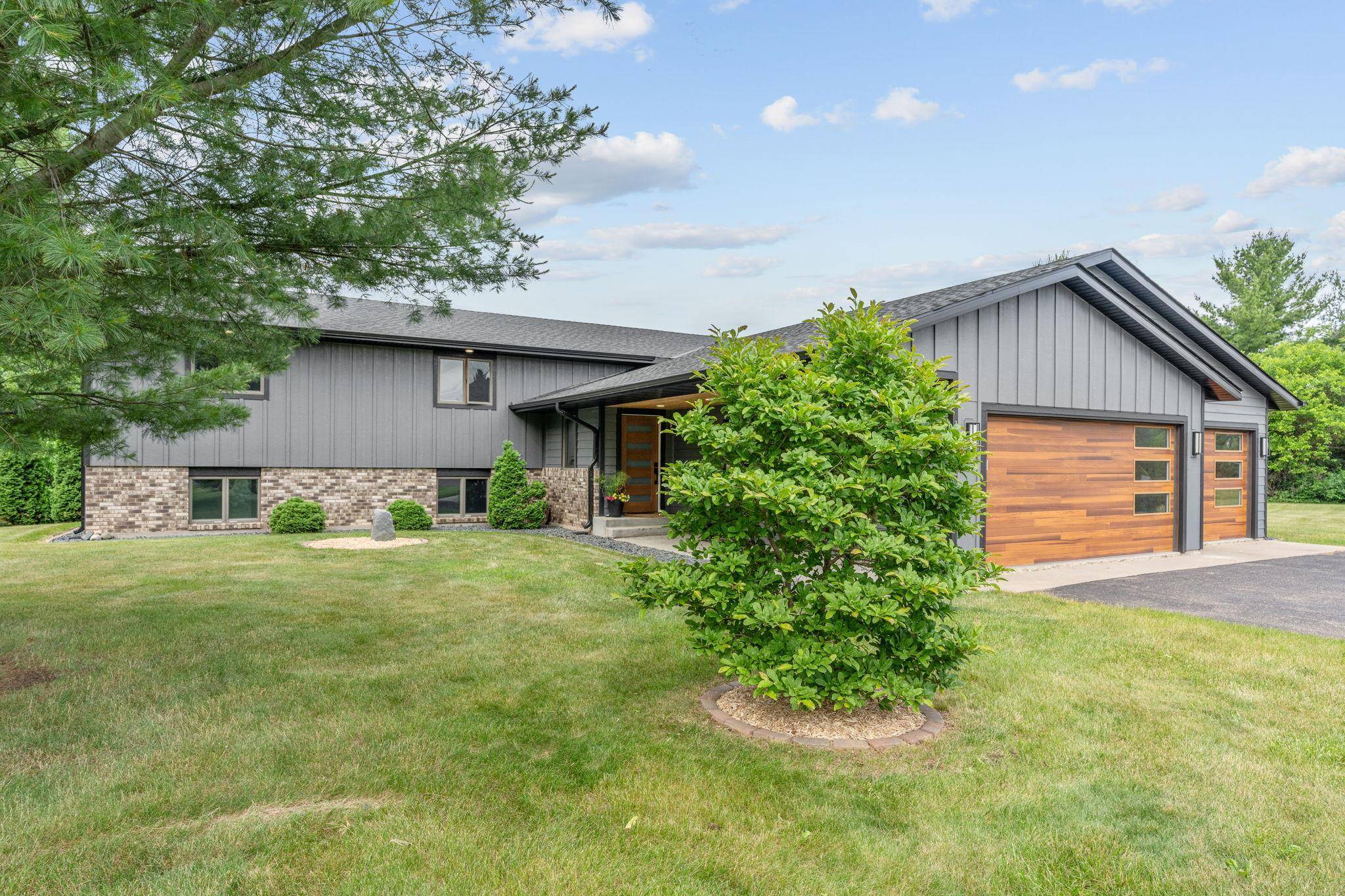 804 Grant AVE, Hudson, WI 54016