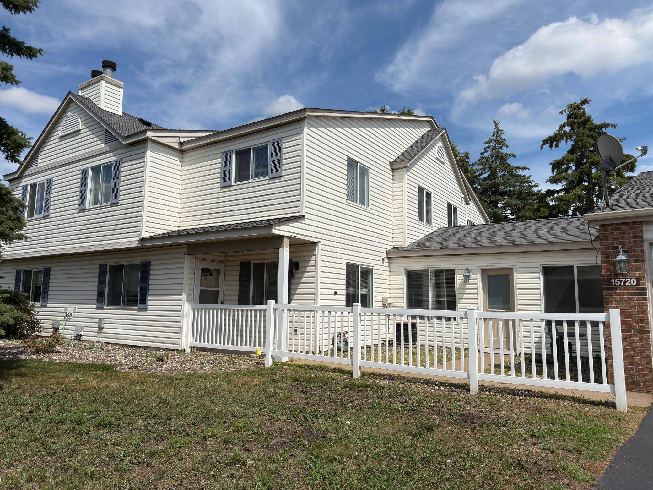 15720 Griffon PATH, Apple Valley, MN 55124