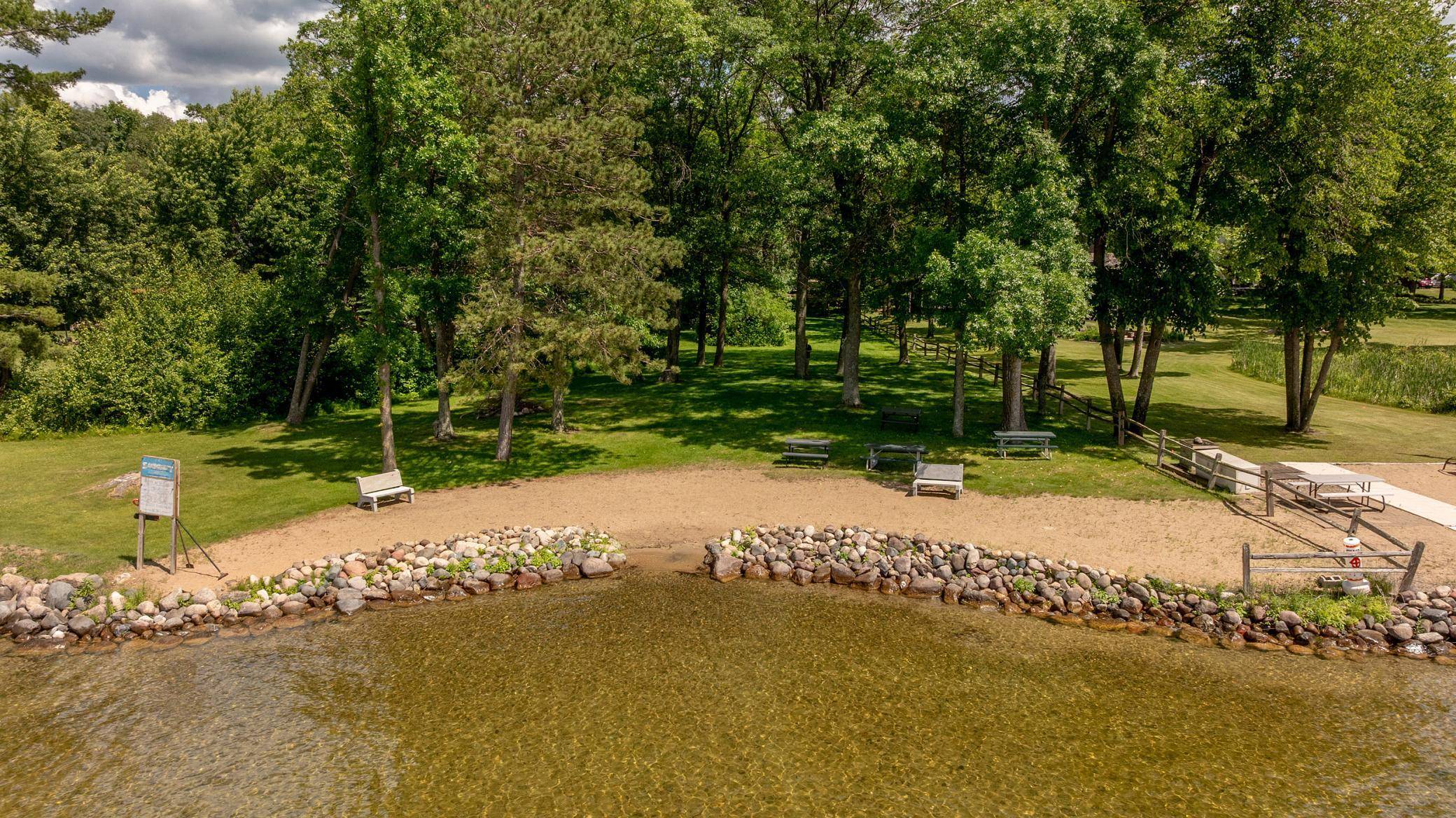 13335 E Shore RD, Crosslake, MN 56442