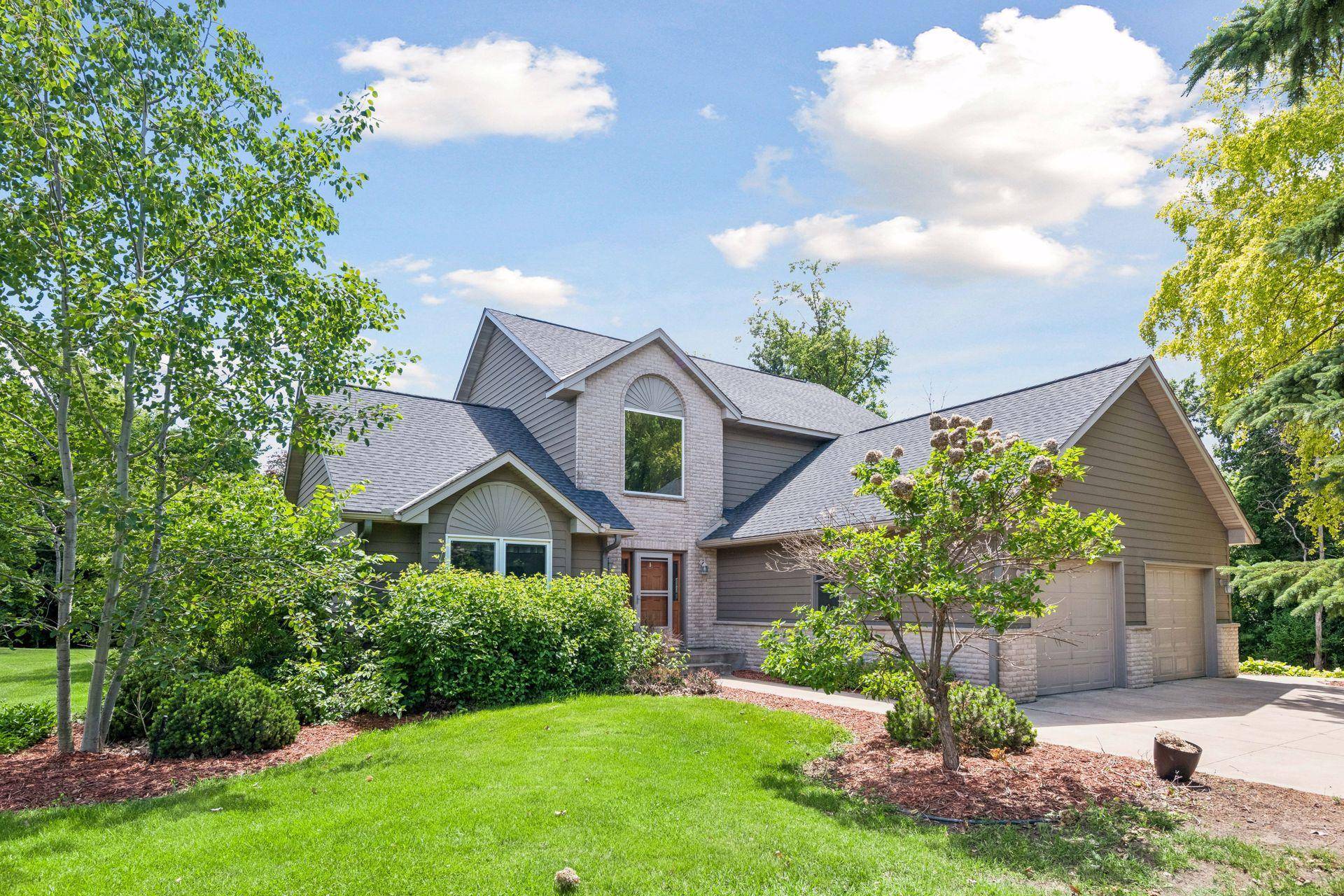 5453 124th CT E, Northfield, MN 55057