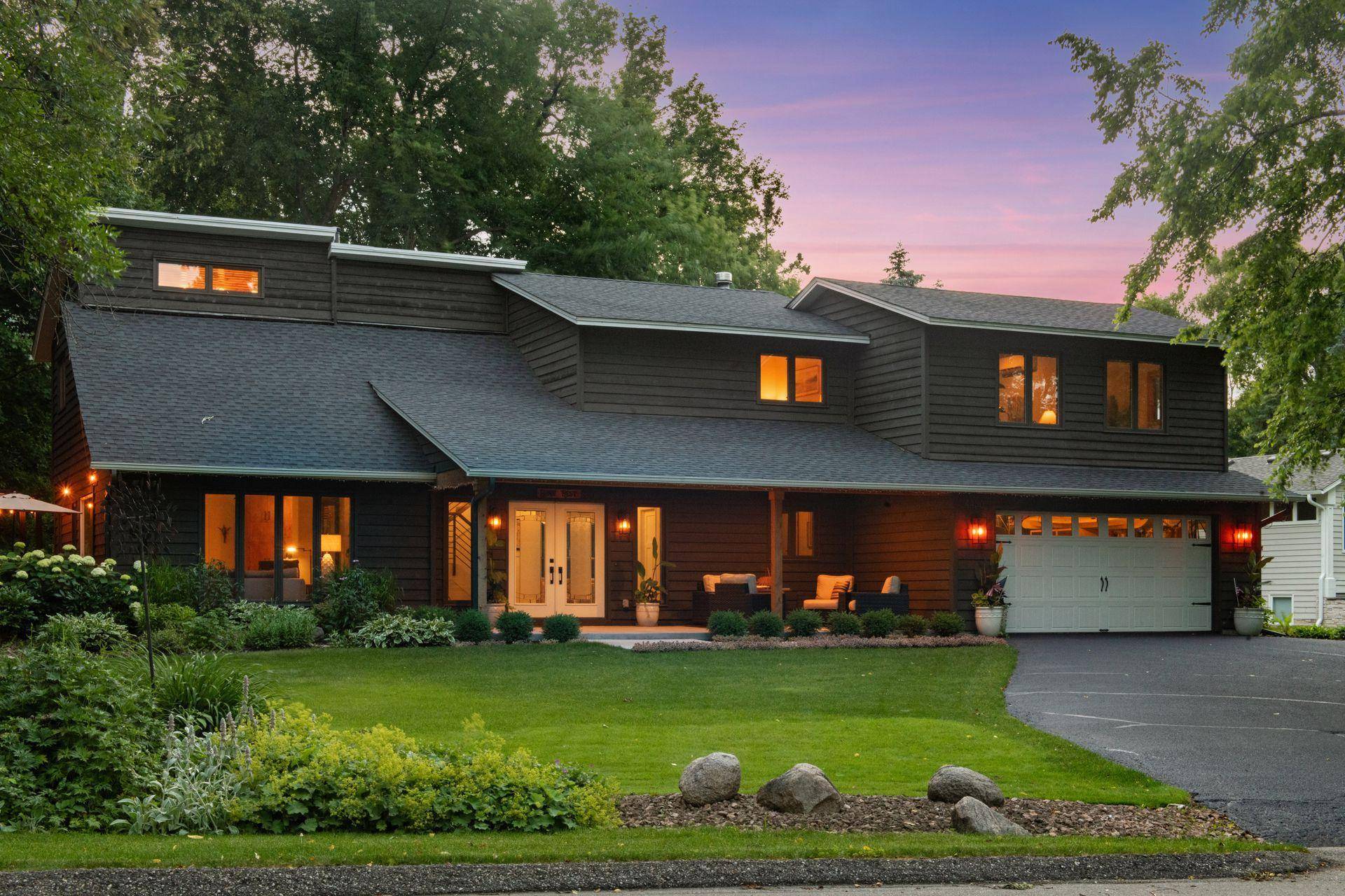 4430 Shady LN, Mound, MN 55364
