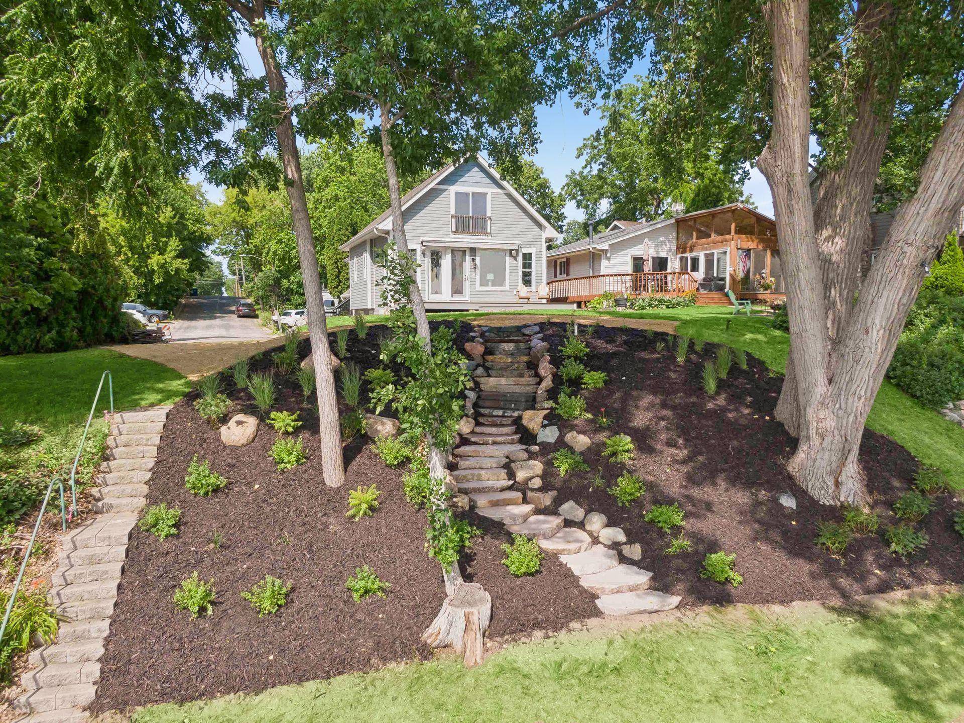 1728 Finch LN, Mound, MN 55364