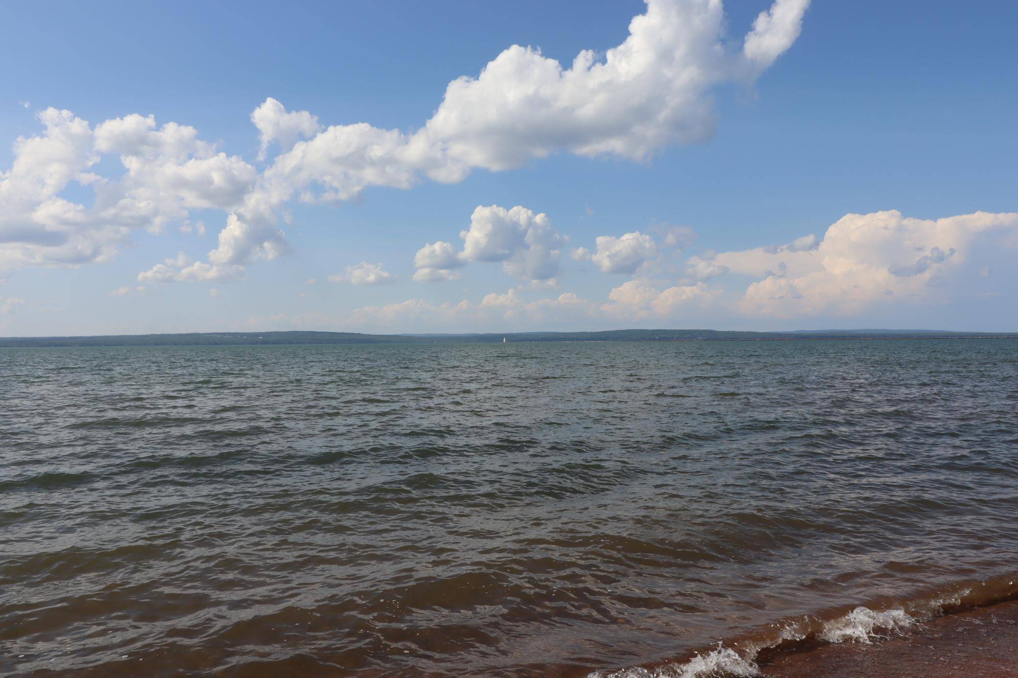 2729 Lake Shore DR E #4, Ashland, WI 54806