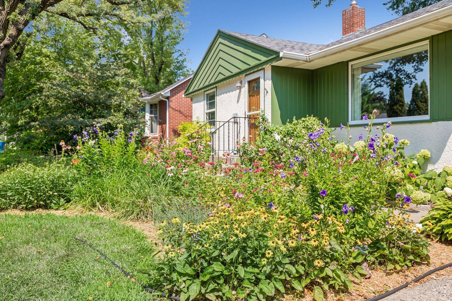 1634 Victoria ST N, Saint Paul, MN 55117