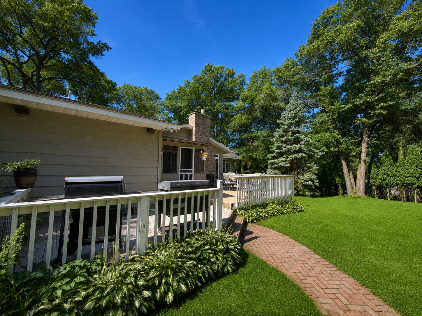 801 8th AVE NE, Little Falls, MN 56345