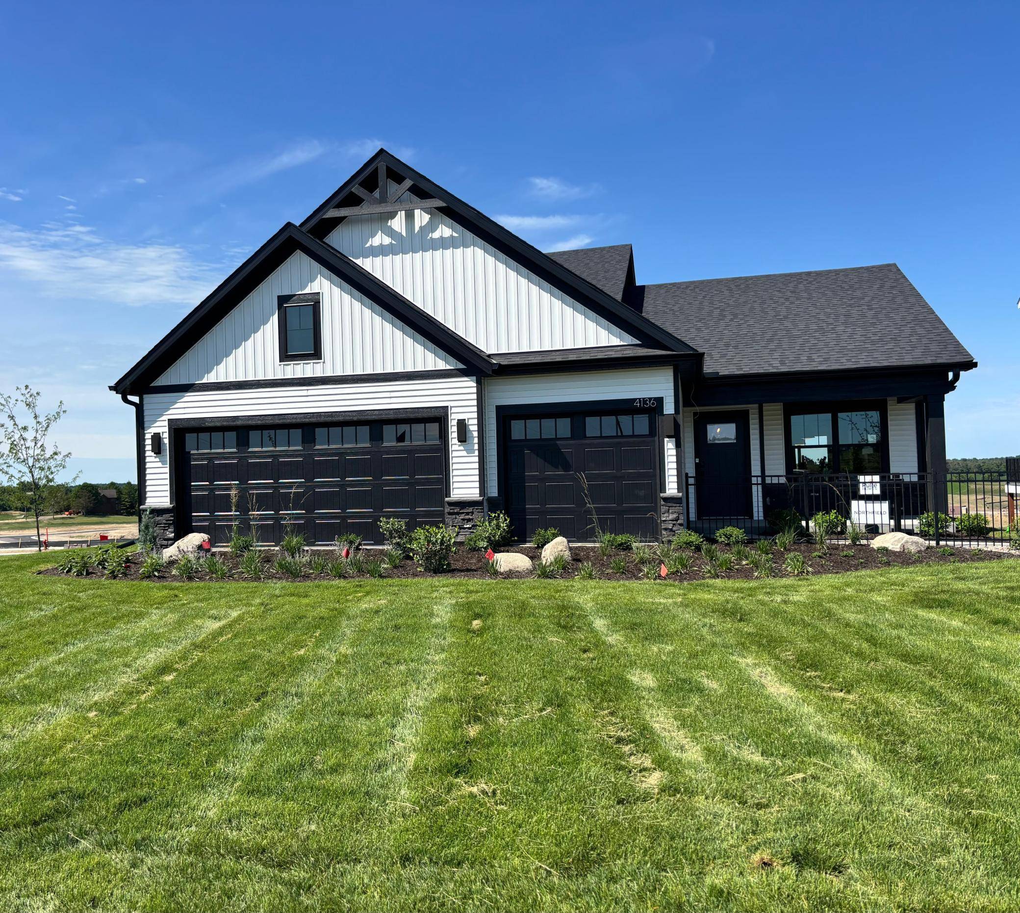 4112 Ramsay WAY, Waconia, MN 55387