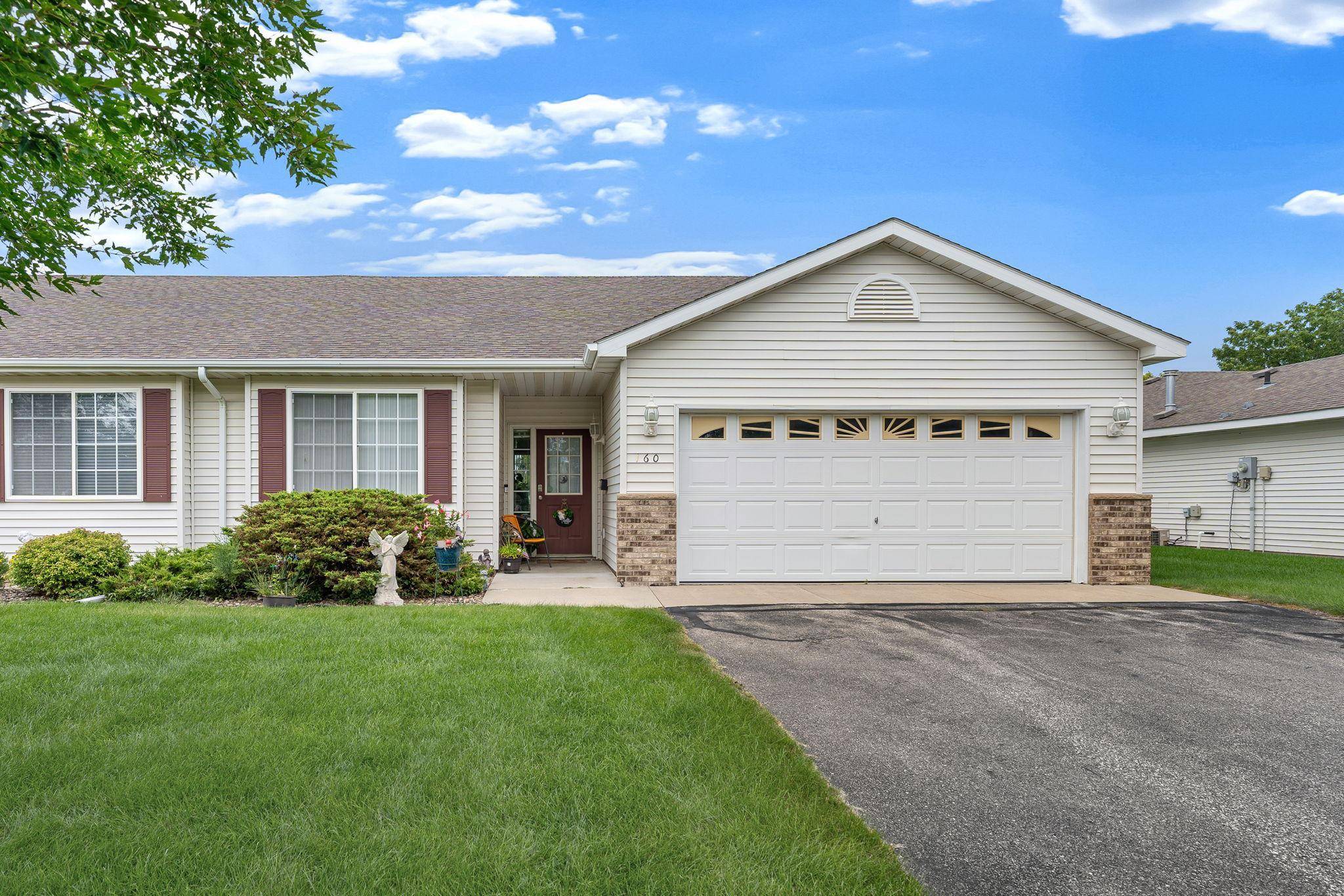 160 24th PL NW, Owatonna, MN 55060