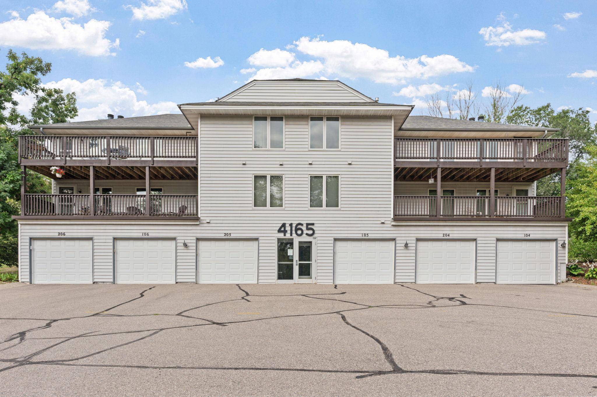 4165 Hilltop PT #204, Eagan, MN 55123