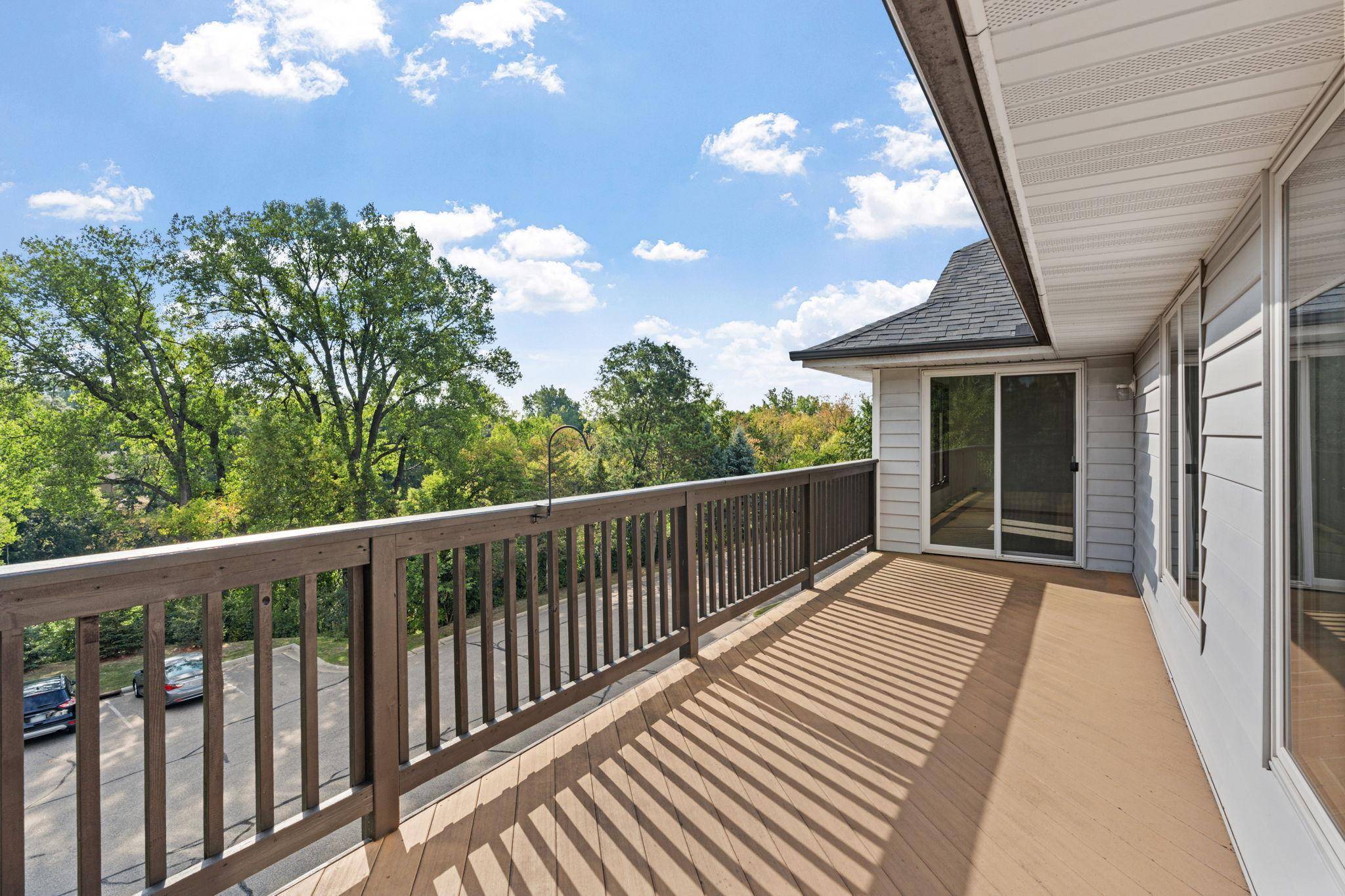 4165 Hilltop PT #204, Eagan, MN 55123