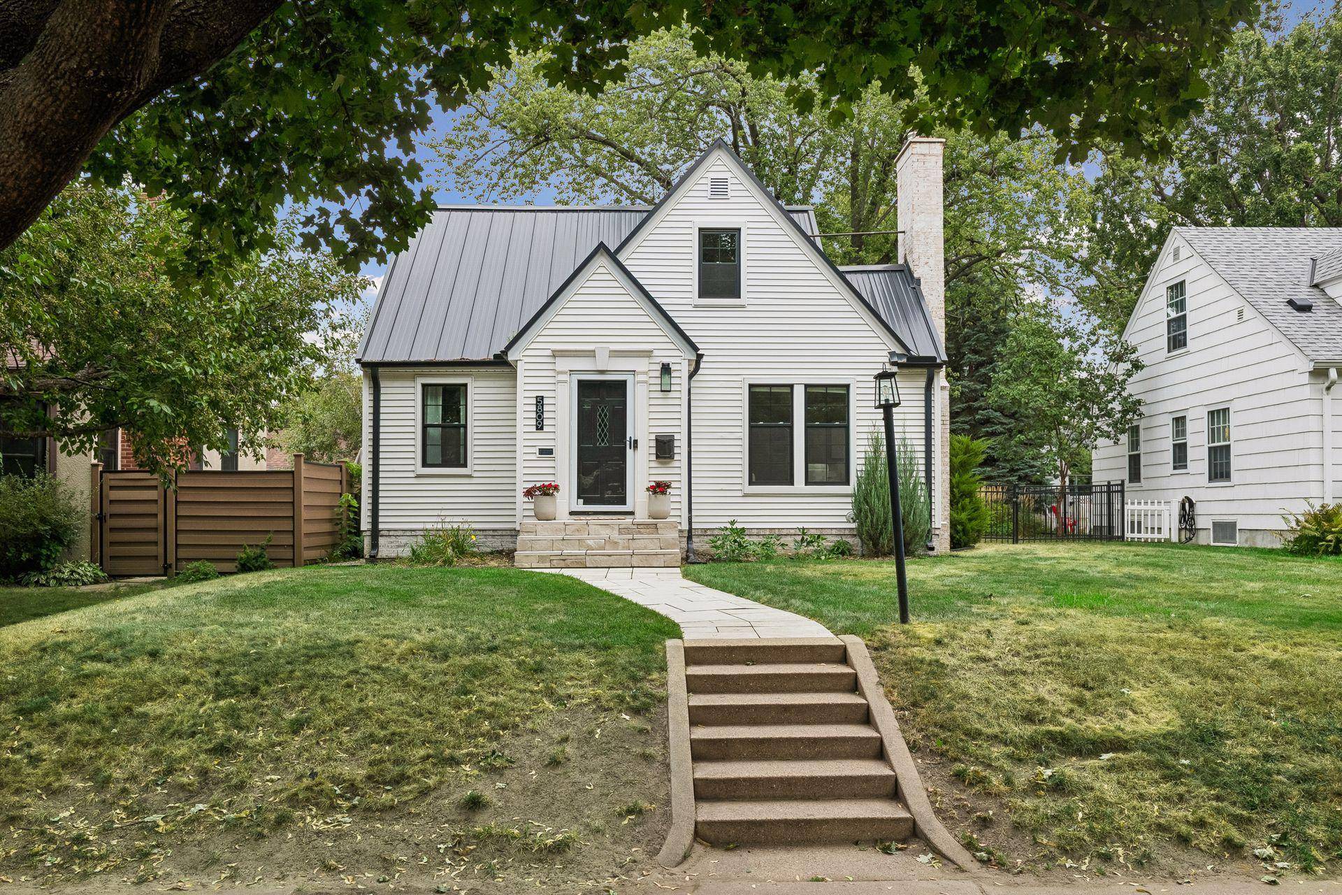 5809 10th AVE S, Minneapolis, MN 55417