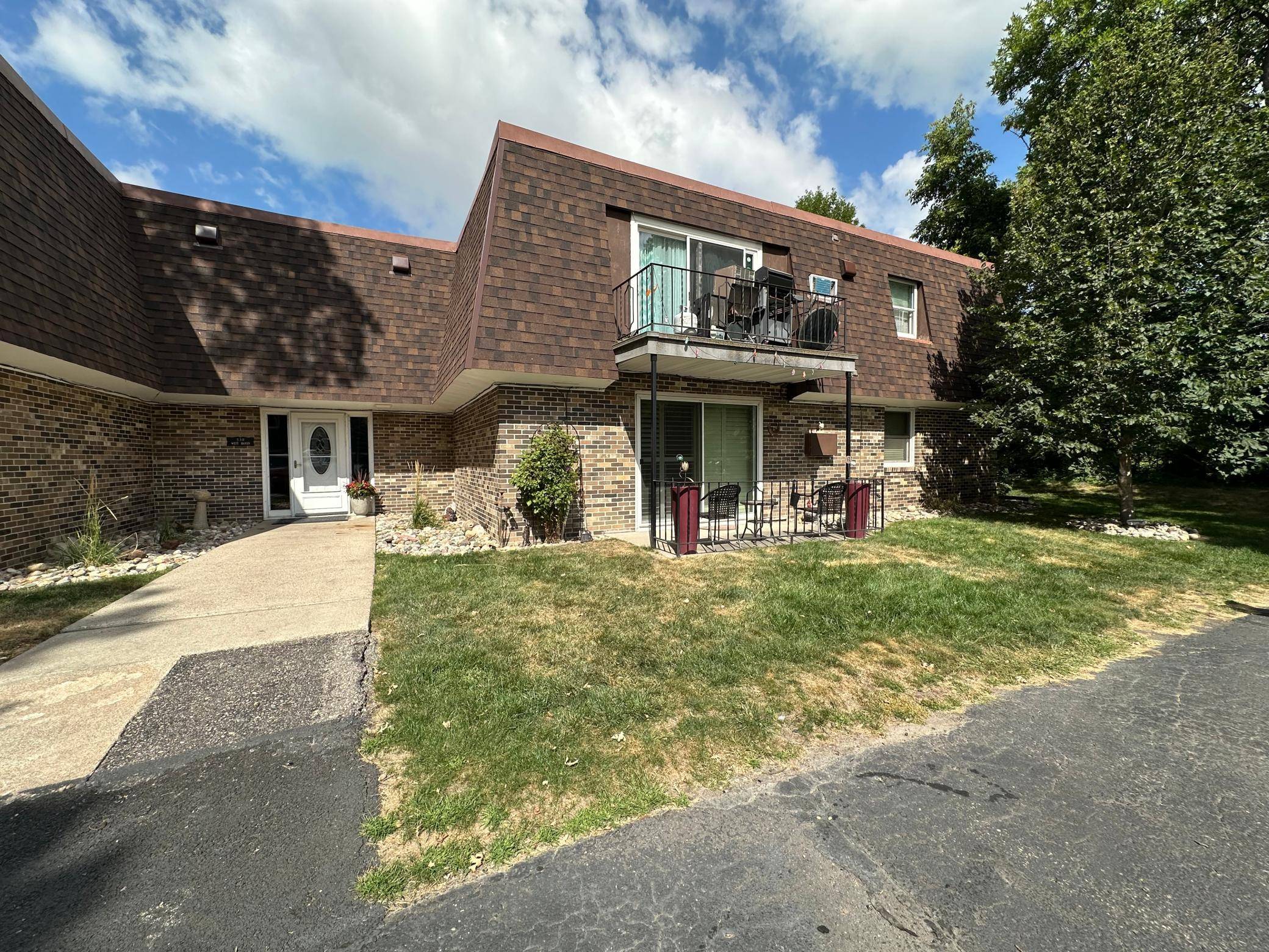 530 6th AVE W #3, West Fargo, ND 58078
