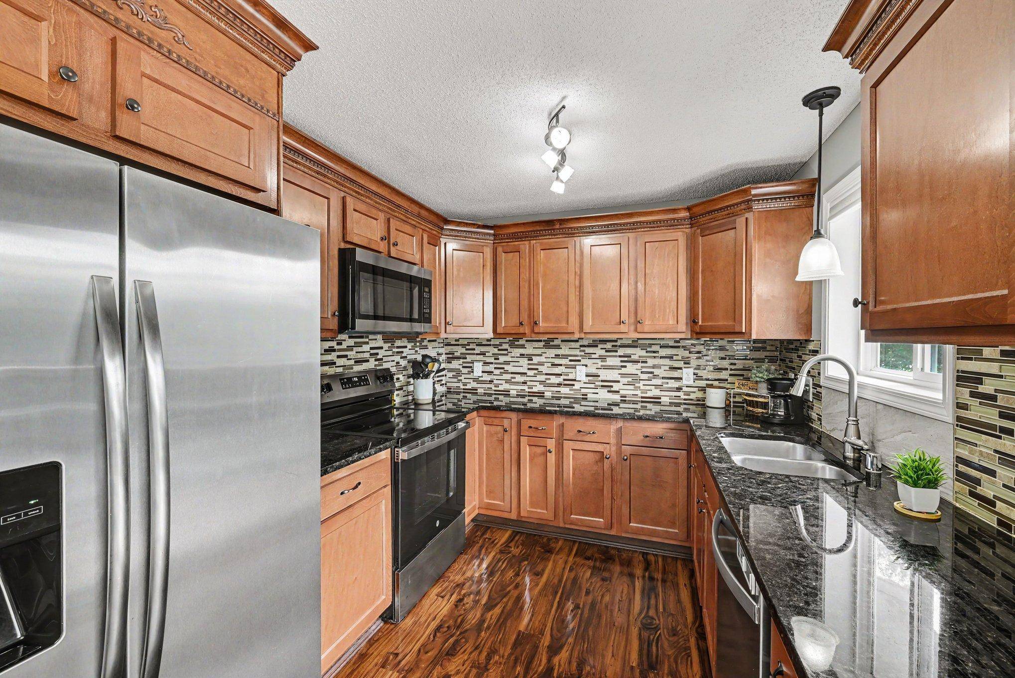 1296 130th AVE NE, Blaine, MN 55434