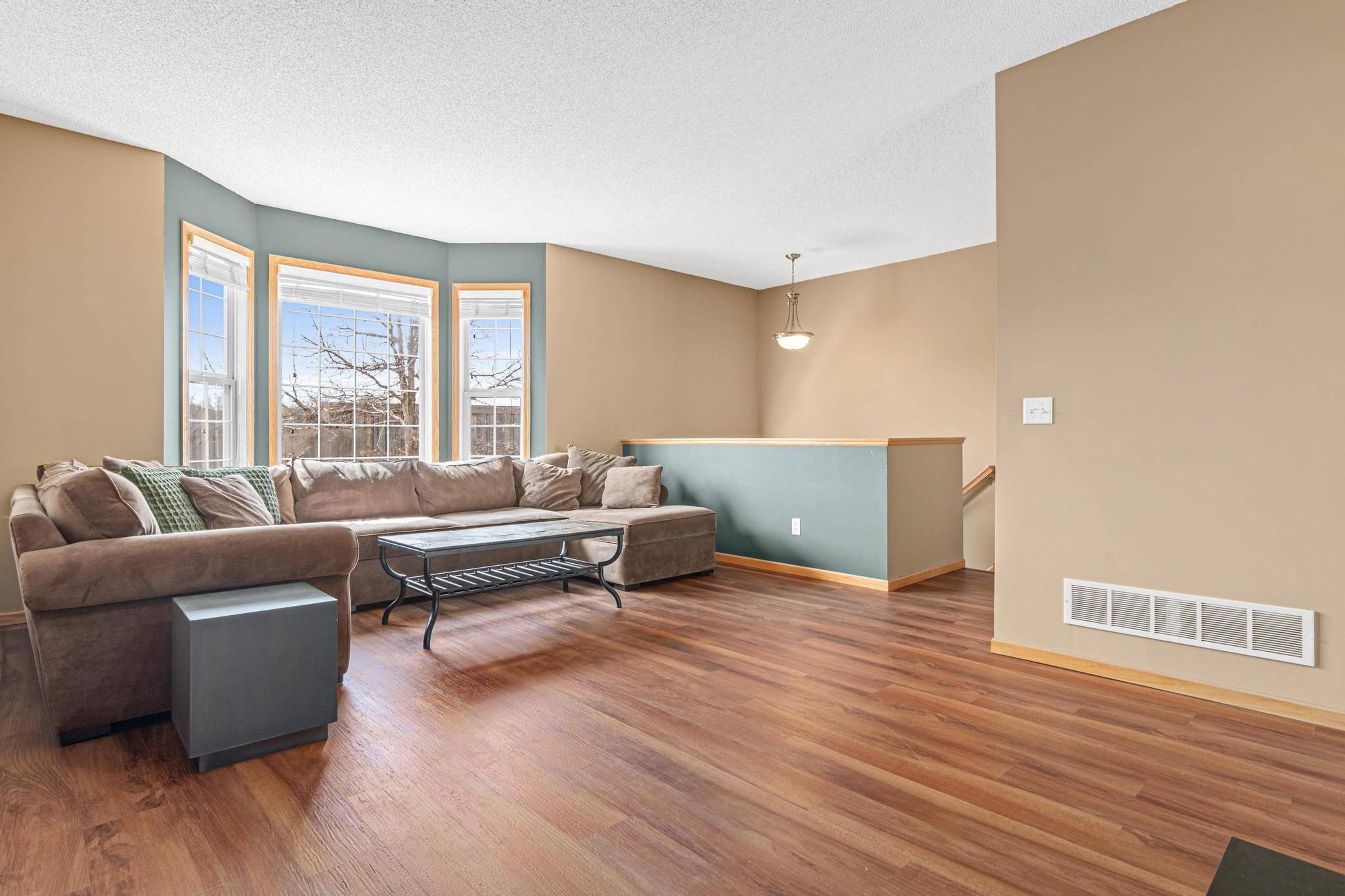 4108 Parker TRL, Robbinsdale, MN 55422